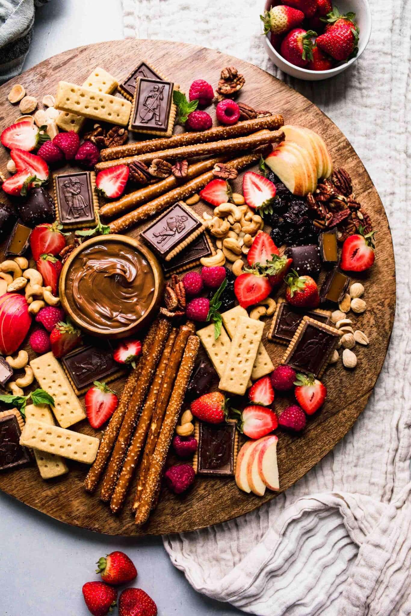 Sweet Sea Man Saffron Spread Dessert Board