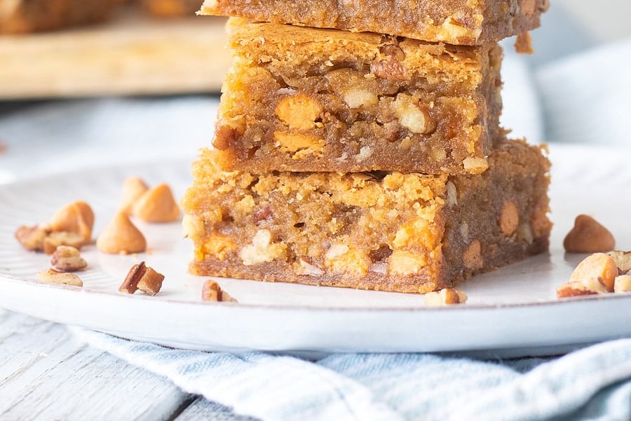 Brown Butter Pecan Blondies