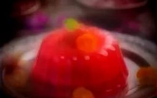 What is the jelly-like red dessert often enjoyed in Chinese cuisine?